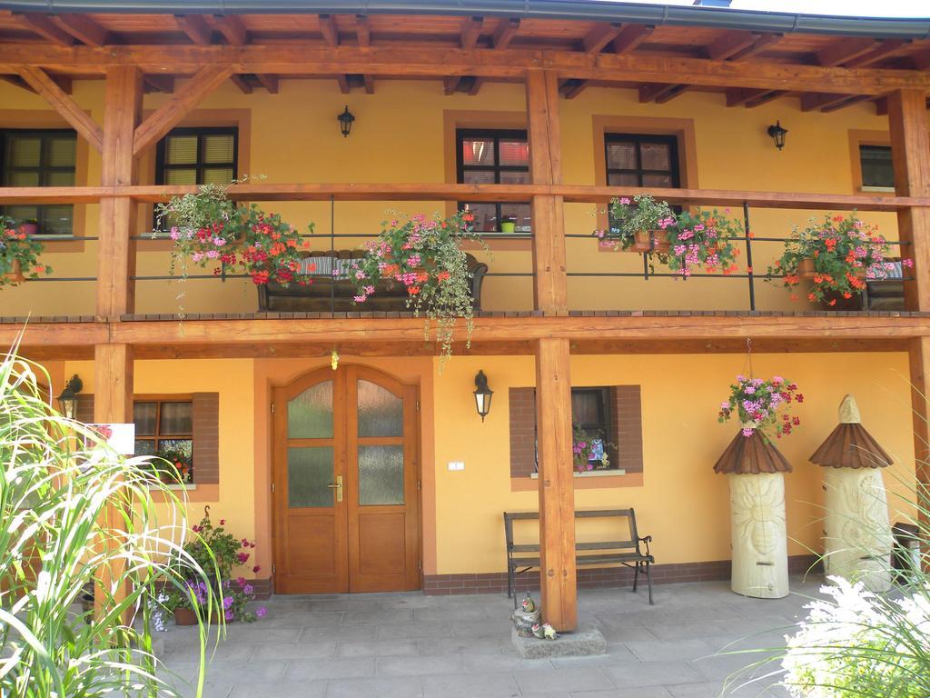 Farma Wenet Villa Broumov Bagian luar foto